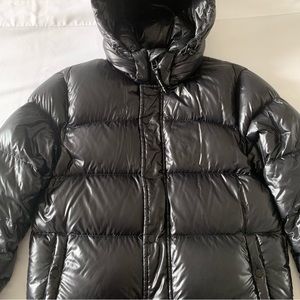 Aritzia Super Puff Jacket